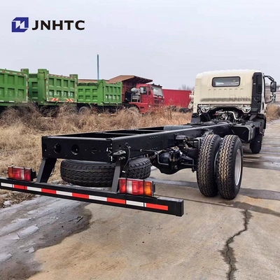 Nuovo telaio del camion di scarico Sinotruk 4X2 camion leggero Howo camion telaio in vendita
