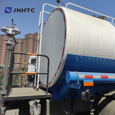 Nuovo Sinotruk HOWO Camion serbatoio dell'acqua 6X4 400HP 10 pneumatici Serbatoio sprinkler migliore scelta