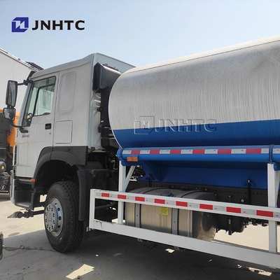 Nuovo Sinotruk HOWO Camion serbatoio dell'acqua 6X4 400HP 10 pneumatici Serbatoio sprinkler migliore scelta