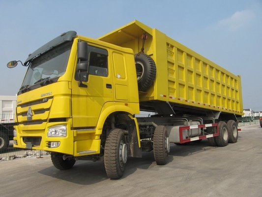 L'autocarro con cassone ribaltabile giallo di 371hp 20M3 RHD Sinotruk Howo 6x4 per 40-50 tonnellate carica