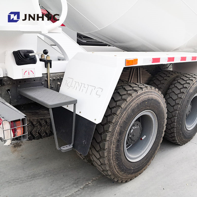 HOWO Camion per la miscelazione del calcestruzzo 6x4 10 ruote 336HP Camion per la miscelazione del calcestruzzo