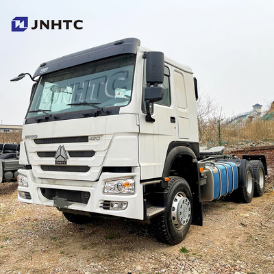 Sinotruk Howo Prime Mover Truck Testa del trattore 6x4 10 ruote 380hp Semi-trattore Testa del camion