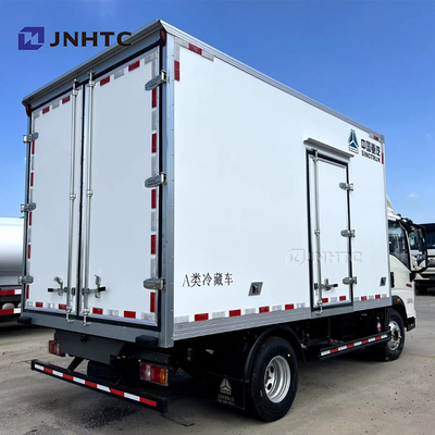 Nuovo HOWO Camion frigorifero 3t 4t 5t 4x2 Camion alimentare leggero Camion frigorifero Fabbrica Ultima