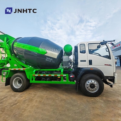 HOWO 4×2 Camionetto leggero per il frullamento del calcestruzzo 3 metri cubi 4,5 tonnellate Camionetto per il frullamento del calcestruzzo resistente alle intemperie