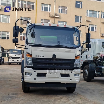 HOWO 4×2 Camionetto leggero per il frullamento del calcestruzzo 3 metri cubi 4,5 tonnellate Camionetto per il frullamento del calcestruzzo resistente alle intemperie