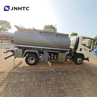 FAW Nuovo camion cisterna d'acqua da 5000 litri diesel carburante camion cisterna d'acqua con motore pompa motore cambio manuale vendita