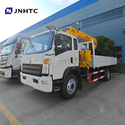 SINOTRUCK 4X2 6 ruote camion merci con gru camion montato gru in vendita