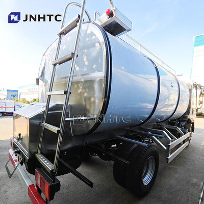 Sinotruk Howo 4x2 Camionetto a combustibile leggero 4200 litri Camionetto a combustibile diesel