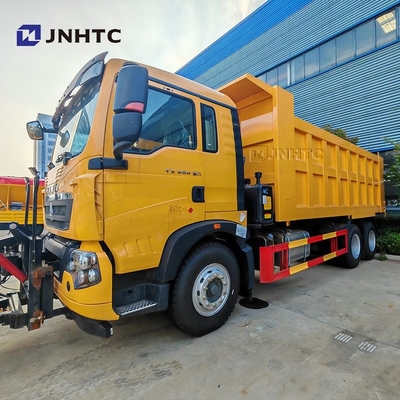 Howo TX Road Salt Spreader Macchina per sciogliere la neve 6X4 350 HP Suitable Snow Sweeper Truck