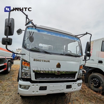 NEW HOWO Camioneria della spazzatura 4X2 5CBM 105CBM Compattatore della spazzatura Camioneria della spazzatura