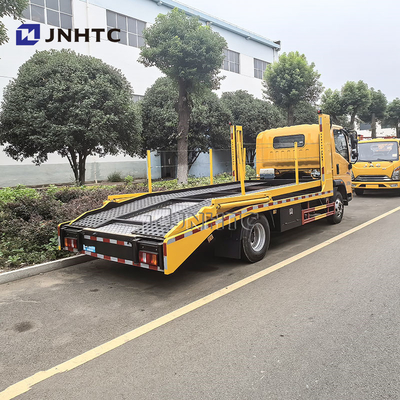 HOWO Light Double Deck Flatbed Road Rescue Wrecker Tow Truck in vendita