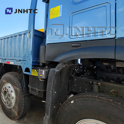 Sinotruk Howo Cargo Truck 8x4 25 tonnellate 380hp Fence cargo truck