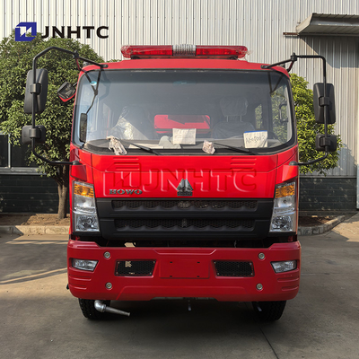 Produttore HOWO 4x2 5000L Cisterna idrica Camion pompieri Camion antincendio