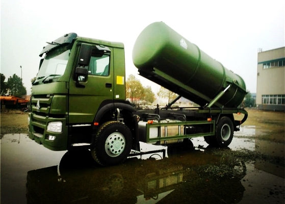Inclini il camion di aspirazione delle acque luride di vuoto del volante/il camion pulizia delle acque luride
