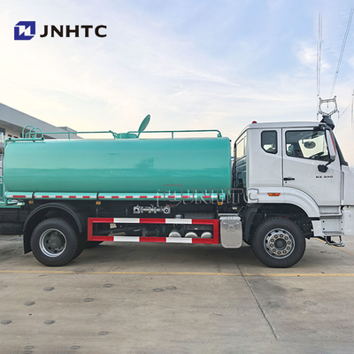 Sinotruk Howo Cisterna dell'acqua Camion 4x2 6x4 8x4 20CBM Serbatoio Sprinkler Acqua Cisterna di irrigazione In magazzino