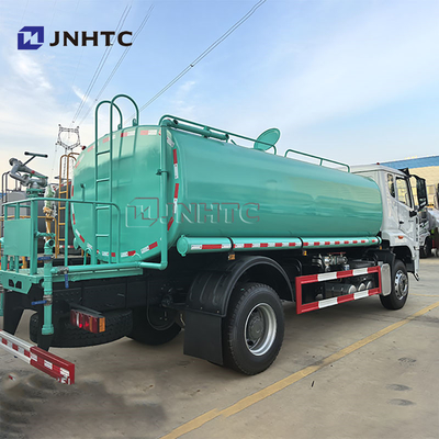 Sinotruk Howo Cisterna dell'acqua Camion 4x2 6x4 8x4 20CBM Serbatoio Sprinkler Acqua Cisterna di irrigazione In magazzino