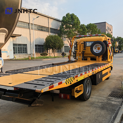 HOWO Camion spaccatore 4x2 5TON Camion attrezzatore spaccatore leggero