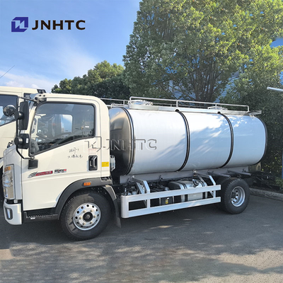 HOWO 8cbm Fuel Tanker Truck Light Duty Oil Tank Truck Mobile Refueling Truck Aluminium Fuel Tanks in vendita