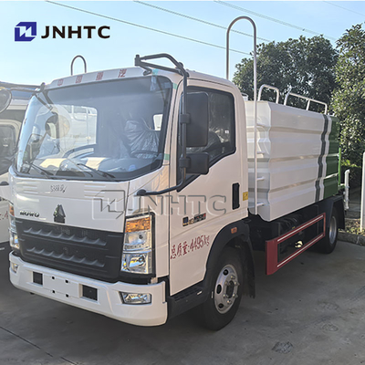 HOWO Mini 3000L camion dell'acqua con cannone di nebbia camion multifunzionale di soppressione della polvere per l'estrazione mineraria