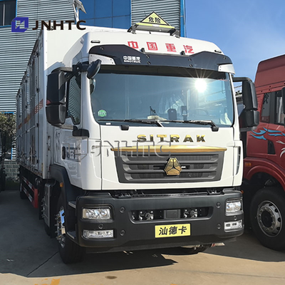 SITRAK Trasporto merci pericolose personalizzato Camion di carico 4x2 Diesel Petardino Camion di consegna infiammabile