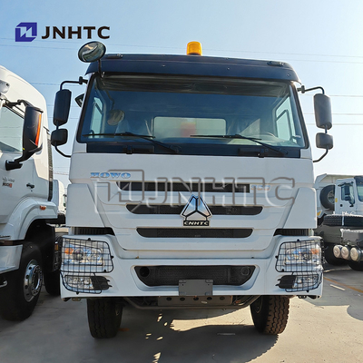 HOWO Camion a gomma 8x4 8x8 Guida 371 CV 400 CV 12 ruote Camion a gomma diesel