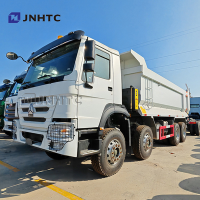 HOWO Camion a gomma 8x4 8x8 Guida 371 CV 400 CV 12 ruote Camion a gomma diesel