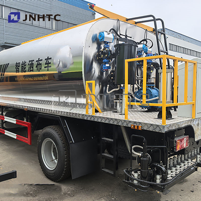 HOWO Macchine per la costruzione stradale distributore automatico di asfalto distributore di bitume camion di spruzzo di asfalto