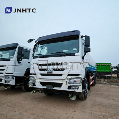 Camion cisterna ad acqua pesante 6x4 15000/20000 litri Sinotruck Howo Sprinkler Acqua Bowser Camion cisterna in vendita