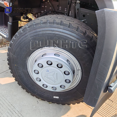 Sinotruck Howo 371HP 6x4 Prime Mover 10 ruote Trattor Truck Trailer Head Prezzo in vendita