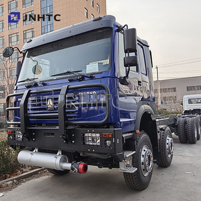 Buon prezzo HOWO Tutte le ruote guida 8x8 camion merci Chassis speciale altri camion in vendita fuori strada estrema grande potenza