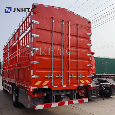 Cina Sinotruk HOWO TX 4X2 6 ruote recinzione camion di carico in vendita