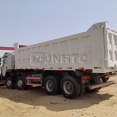 Spedizione gratuita Camion spazzatura 40 metri cubi Euro 2/3 Girare a destra Camion spazzatura pesante 8X4 8X8 12 ruote Camion spazzatura diesel