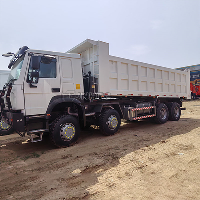 Spedizione gratuita Camion spazzatura 40 metri cubi Euro 2/3 Girare a destra Camion spazzatura pesante 8X4 8X8 12 ruote Camion spazzatura diesel