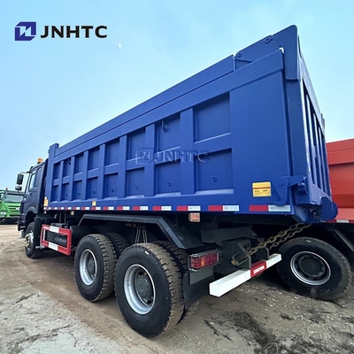 HOWO Dump Truck 6X6 a trazione integrale 25 metri cubi 10 ruote a ribaltatore