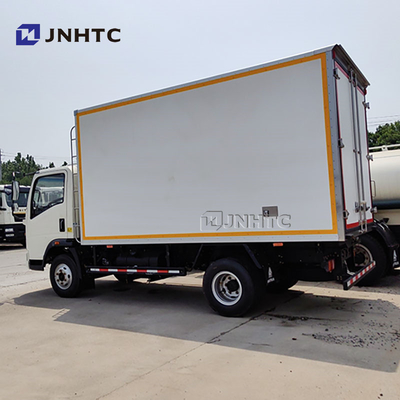 Sinotruk 4x2 camion frigorifero 5 tonnellate camion frigorifero per il trasporto di pesci vivi