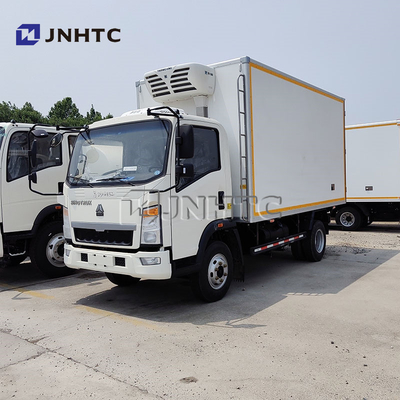 Sinotruk 4x2 camion frigorifero 5 tonnellate camion frigorifero per il trasporto di pesci vivi