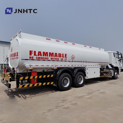 Howo NX Camion petrolifero 6X4 380 CV 30000 litri Camion per il trasporto di liquidi infiammabili