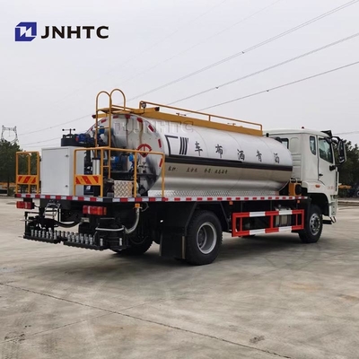 Camion spruzzatore di asfalto HOWO NX 4X2 2206HP in vendita