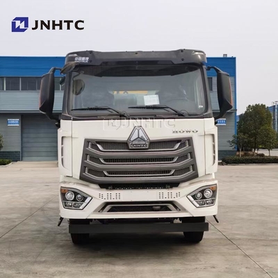 Camion spruzzatore di asfalto HOWO NX 4X2 2206HP in vendita