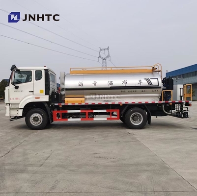 Camion spruzzatore di asfalto HOWO NX 4X2 2206HP in vendita
