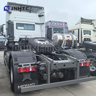 Sinotruk Howo NX440 Trattore 4x2 Azionamento Camioni a testa di trattore ad alta potenza per un lavoro efficiente