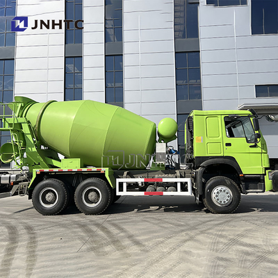 SINOTRUK HOWO 6X4 8CBM Metri Motore diesel Camionidi idraulici