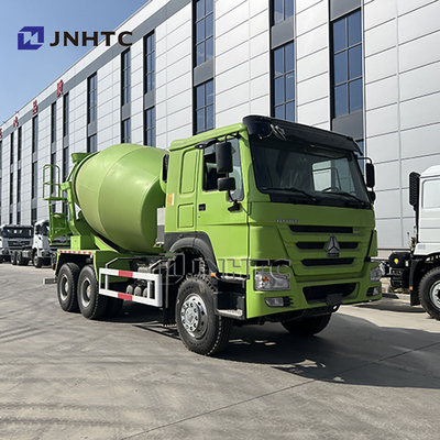 SINOTRUK HOWO 6X4 8CBM Metri Motore diesel Camionidi idraulici