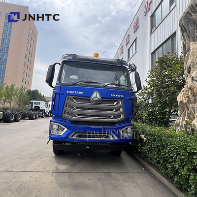 Nuovo Autocarro Betoniera Automatico HOWO NX 8*4 con Telaio per Impieghi Gravosi e Scarico Inversibile