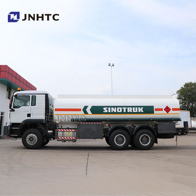 Nuovo HOWO TX 6x4 20 CBM Camione petrolifero di grande capacità Diesel/Benzina Immagazzinamento Trasporto efficiente e sicuro