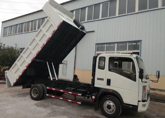 Carraio resistente professionista bianco dell'autocarro con cassone ribaltabile di 20-30T Sinotruk 4x2 6 per il sistema medio dell'ascensore
