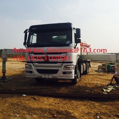 8 x 4 consumo basso della macchina SINOTRUK HOWO del camion montato camion della pompa per calcestruzzo