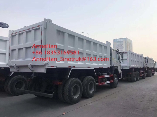 Autocarro con cassone ribaltabile resistente bianco di Sinotruk Howo7 di colore, carraio 10 20 tonnellate di 6x4 di autocarro a cassone