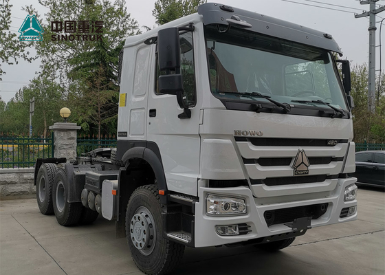 Camion 371 e 420hp del trattore del motore primo di SINOTRUK Howo 6x4 per le vostre richieste