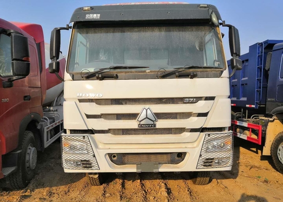 Autocarro con cassone ribaltabile resistente bianco della costruzione dell'autocarro a cassone di HOWO 8x4 30 cubico